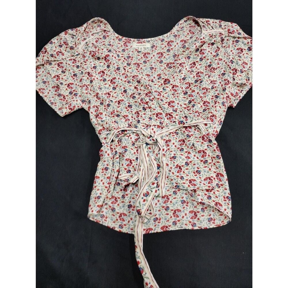 Vintage Max Studio Button Floral Tie-Waist Blouse in Cream and Red